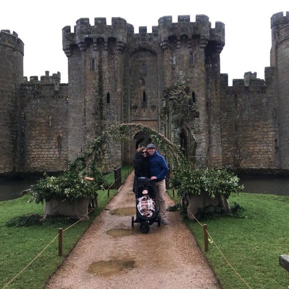 Meet your Posher, Moira - Picture 1 of 1